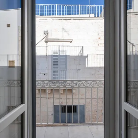 Guesthost - Before Sunset Appealing With Terrace Apartament Ostuni